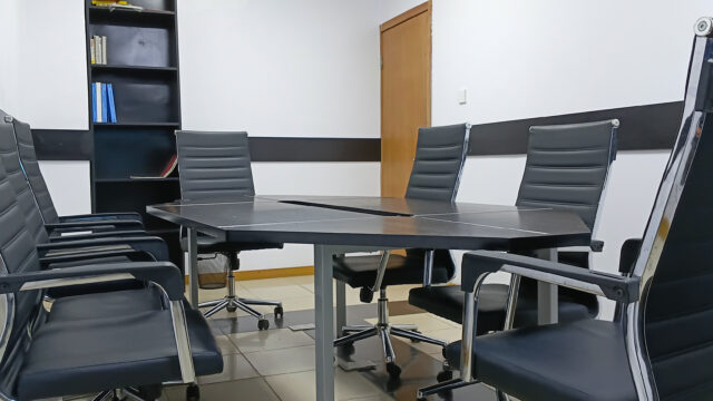 Conference-Room-10